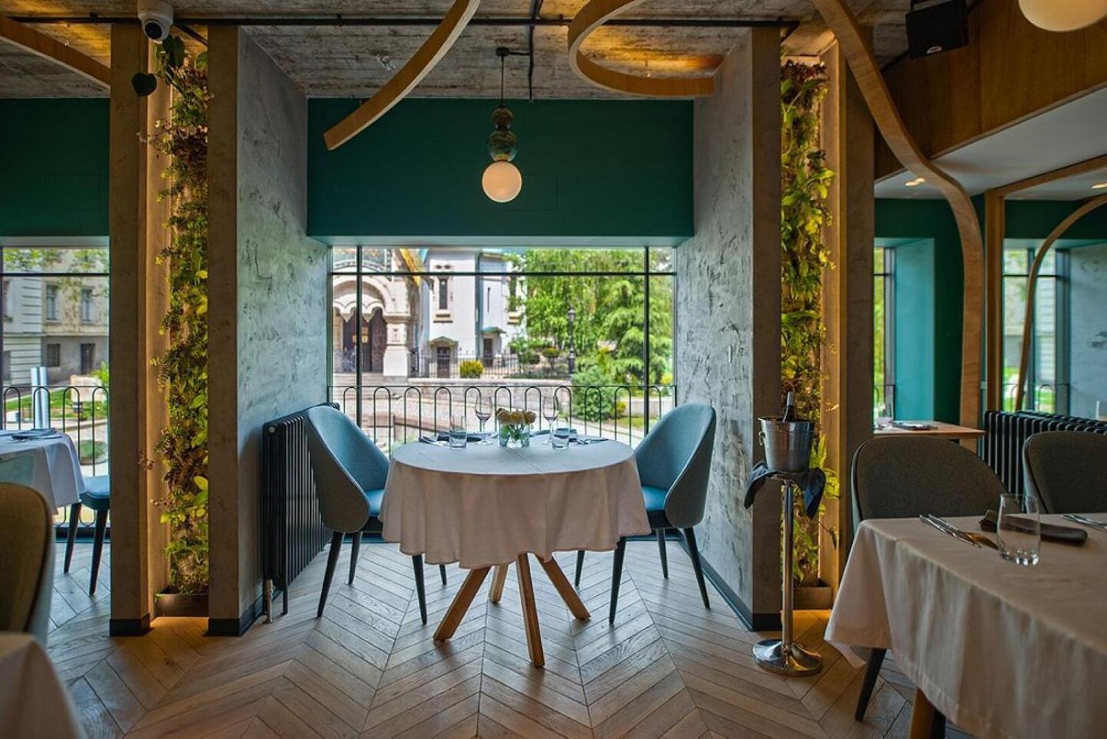 Cozy 3-Bedroom With Stylish Comfort And Chic Decor Sofia Luaran gambar