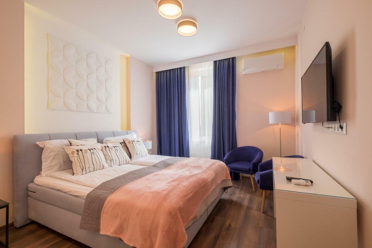 Cozy 3-Bedroom With Stylish Comfort And Chic Decor Sofia Luaran gambar