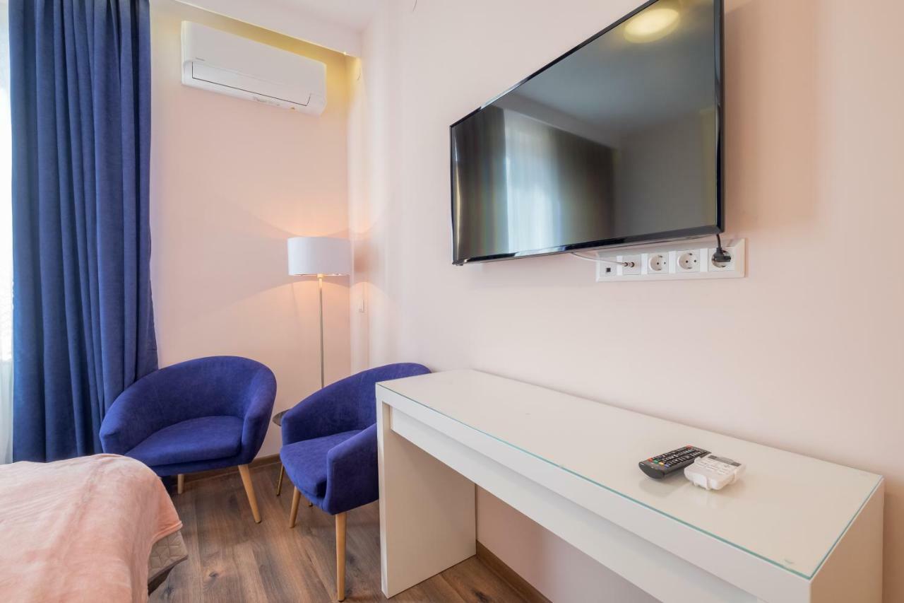 Cozy 3-Bedroom With Stylish Comfort And Chic Decor Sofia Luaran gambar